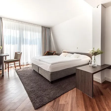Hotel Friederike 3*