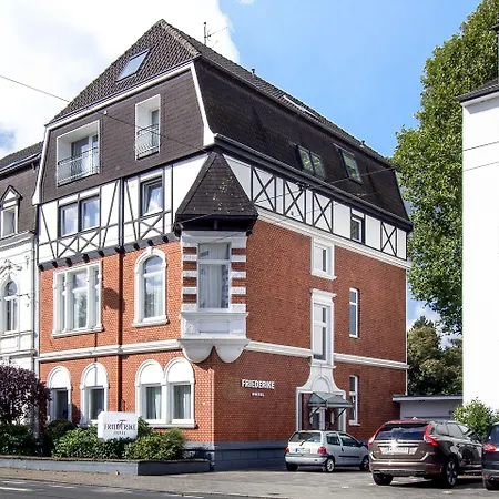 Friederike 3*