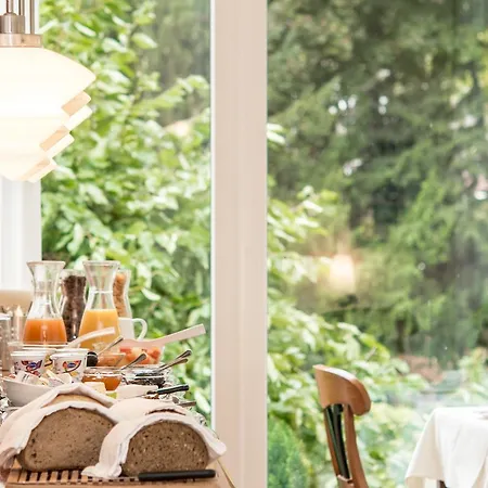 Hotel Friederike 3*